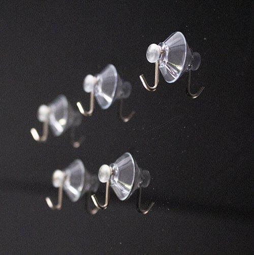 Suction Cup Button with Wire Hook